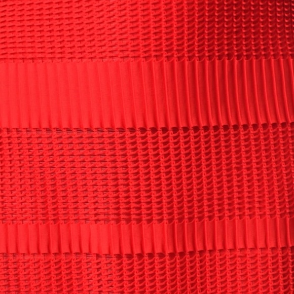 French Connection Women's Pleat Lace Jersey V Neck - Picture 4 of 4